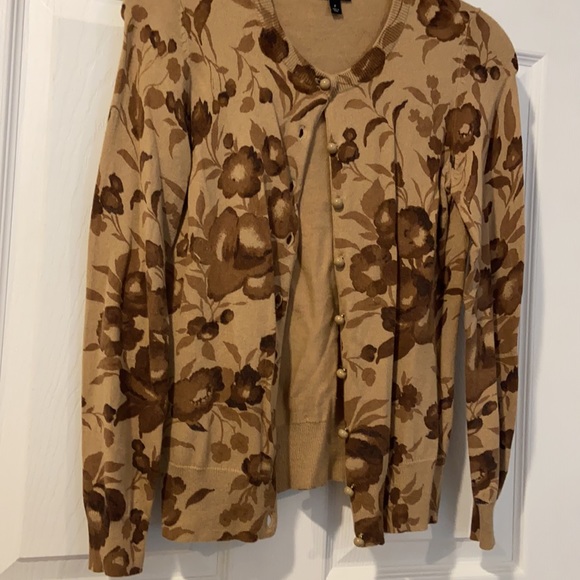 Super Soft Talbots Floral Print Cardigan Size P - Picture 2 of 11
